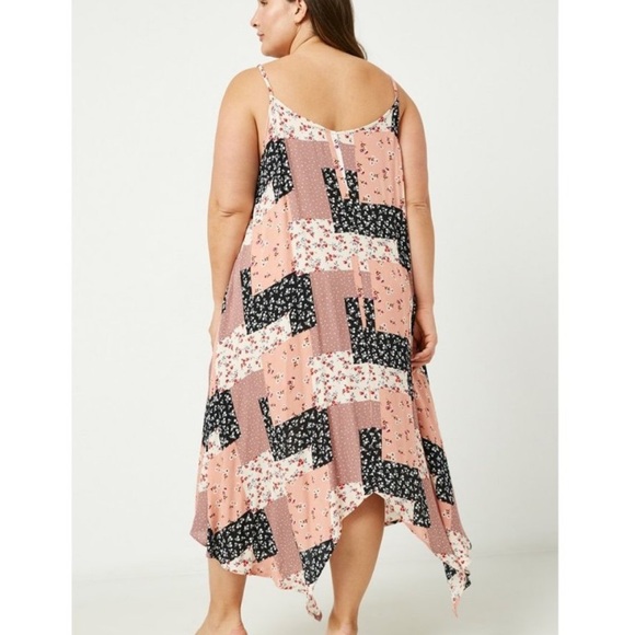 Hayden Plus Asymmetrical Pink and Black Dress with pockets size 2XL - Picture 3 of 9